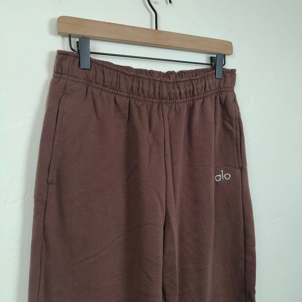 Alo Yoga Accolade Sweatpants Womens Medium‎ Brown Straight Leg Fleece Athleisure